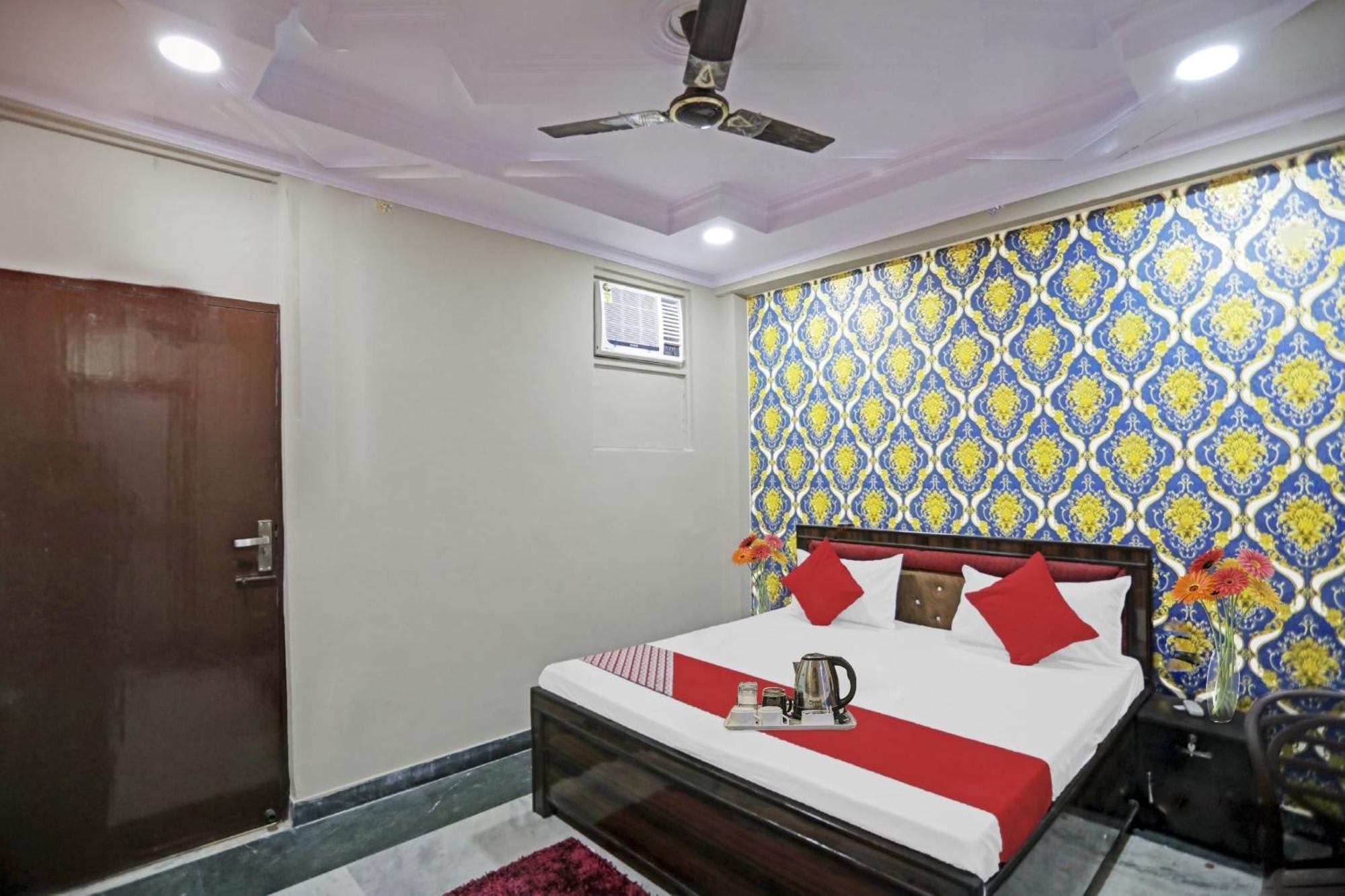 Super Hotel O Metro Inn Near Worlds Of Wonder Kālkāji Devi Dış mekan fotoğraf